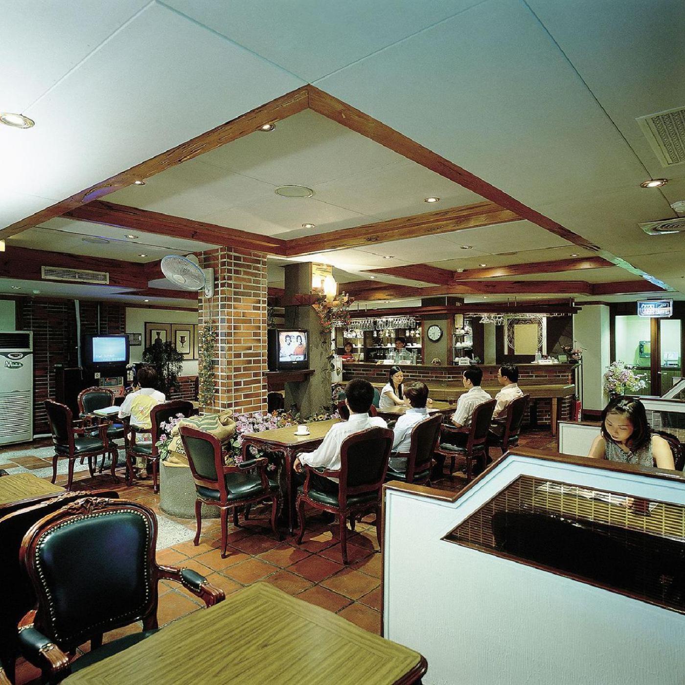 龍昇商務休閒飯店 永康区 エクステリア 写真